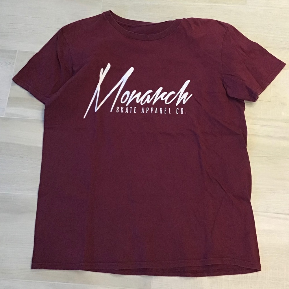 Monarch New and Used Graphic Tee Bundle Lg - Picture 2 of 8